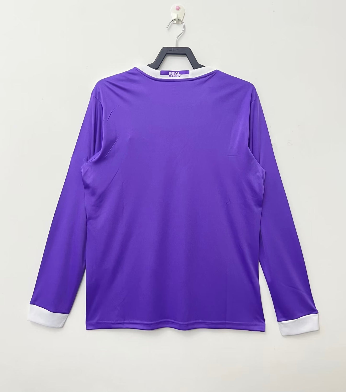 Real Madrid Away Jersey 2016/17 – Long Sleeve