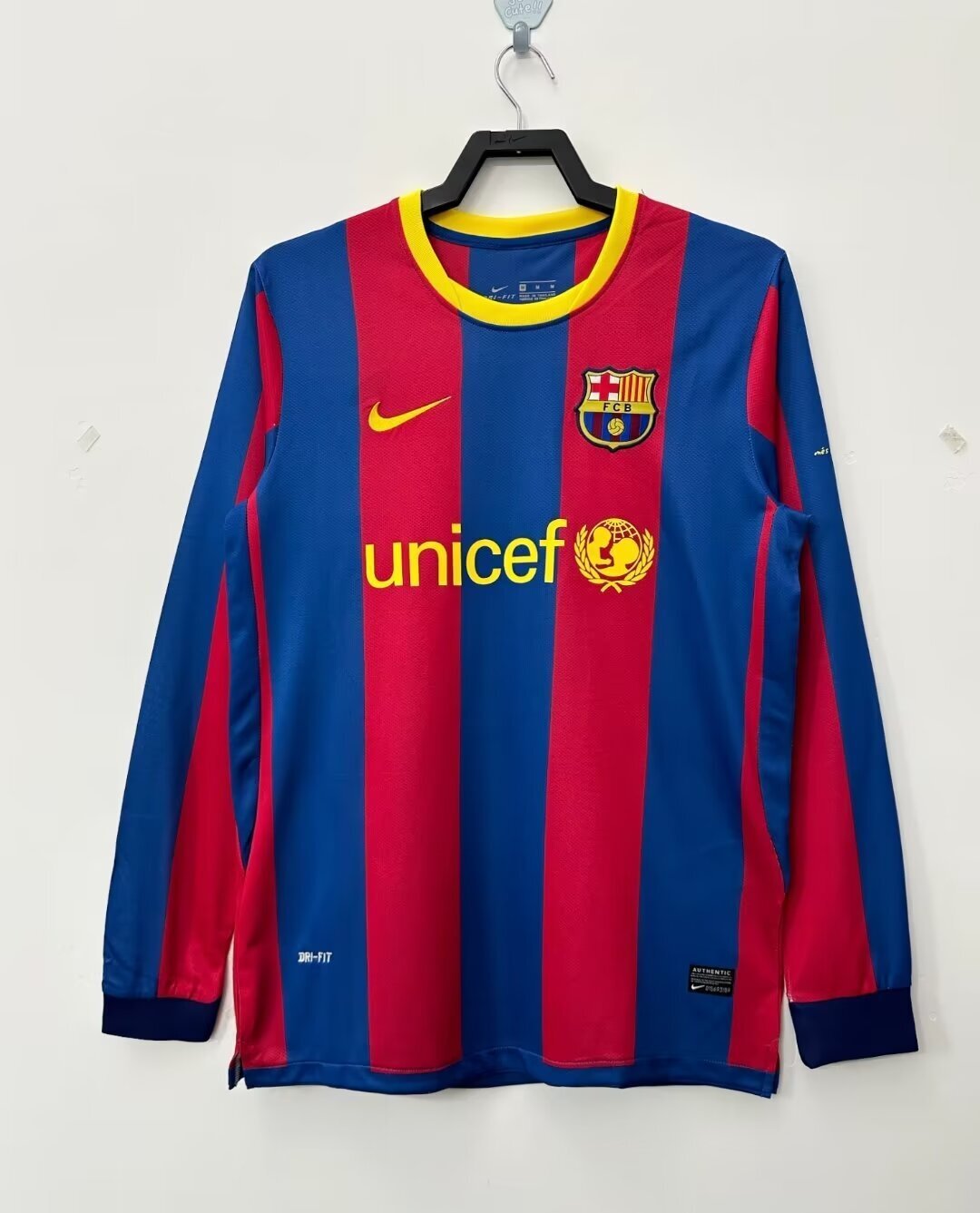FC Barcelona Home Long Sleeve Jersey 2010-11