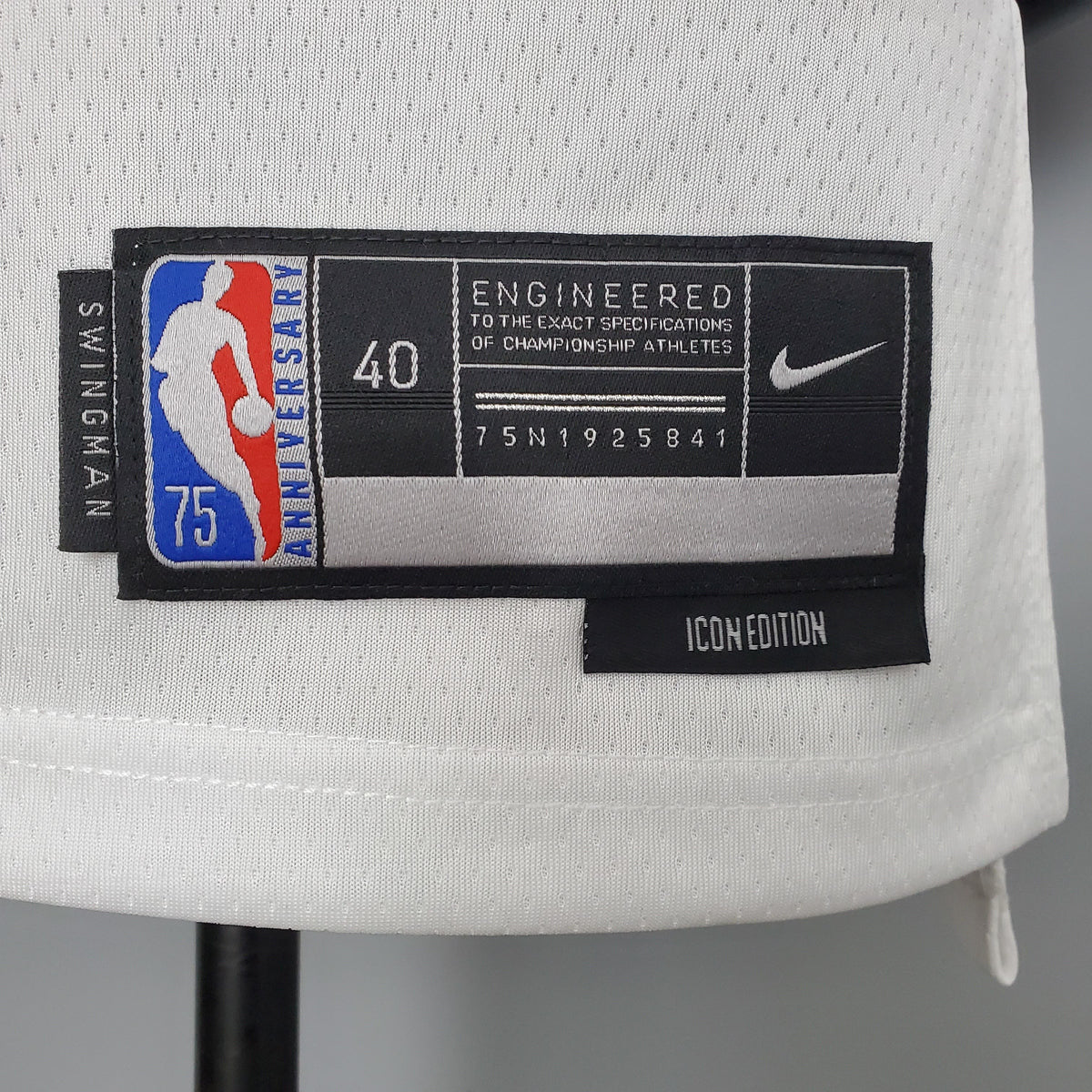 Brooklyn Nets white jersey back with Durant name, number 7 and NBA 75th-anniversary detail