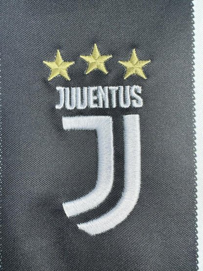 Juventus Home Jersey 18/19