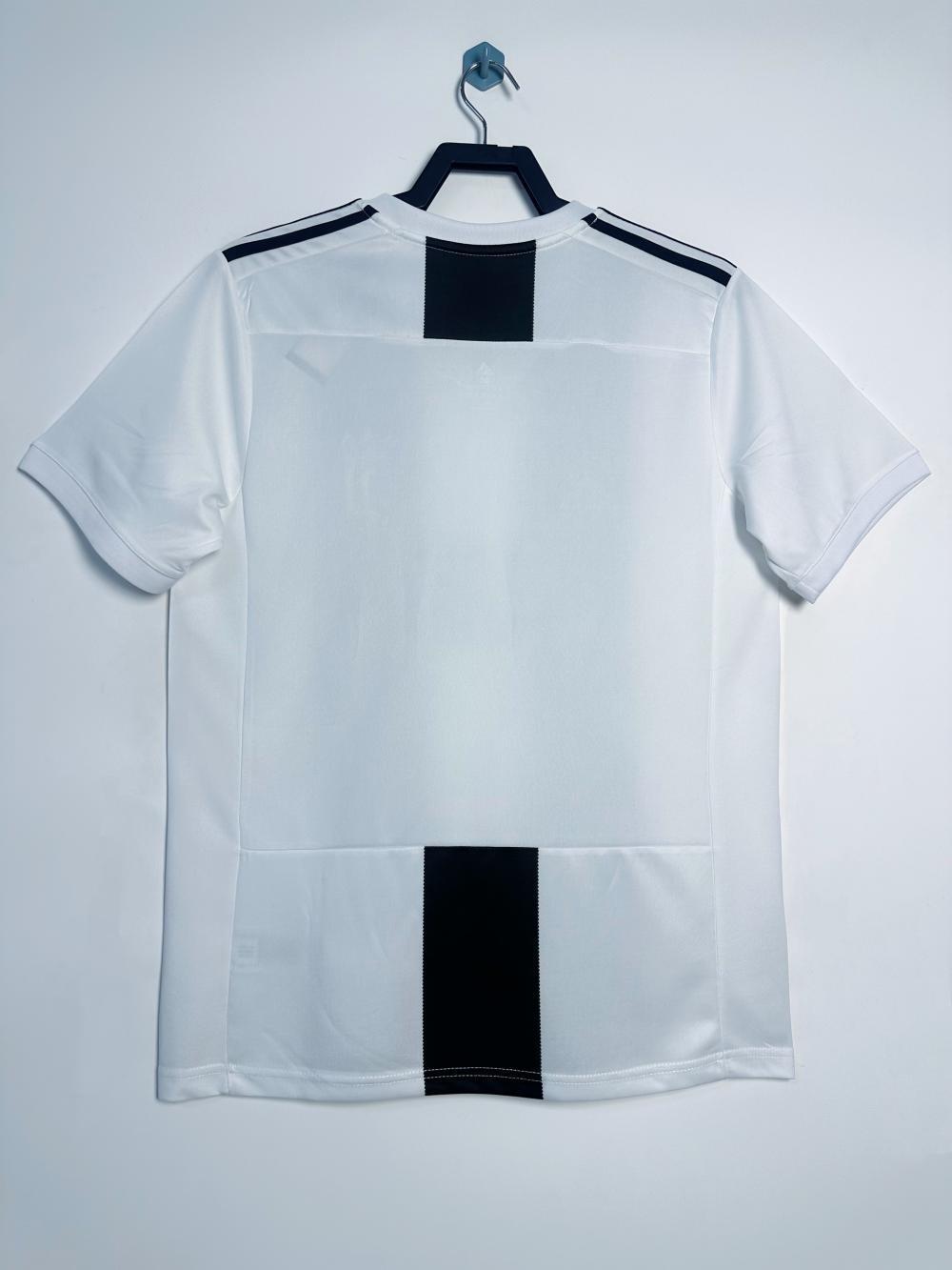 Juventus Home Jersey 18/19