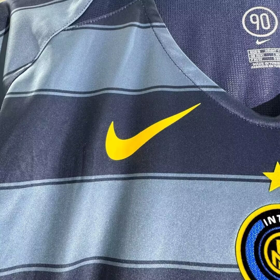 Inter Milan Third Jersey 2004/05
