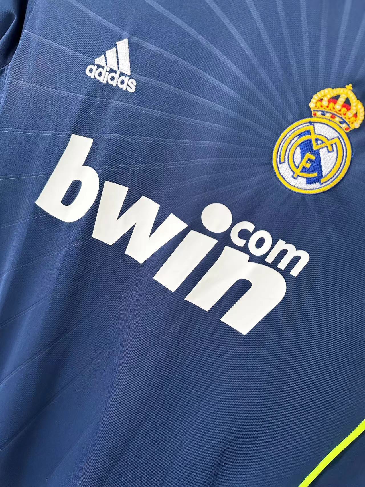 Real Madrid Away Jersey 2010-11