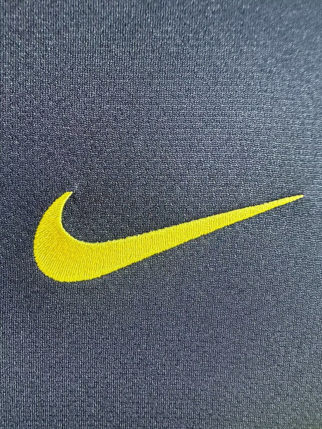 Barcelona 2011-2012 Away Jersey