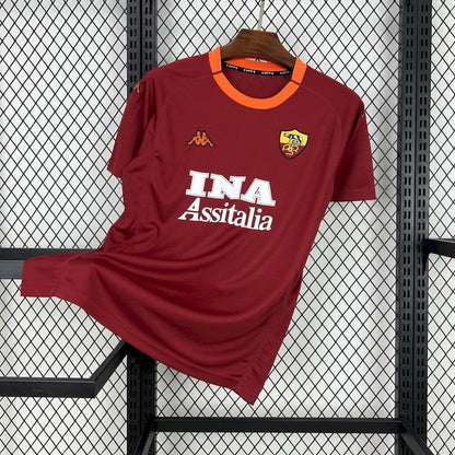 AS Roma 2000/01 Home Jersey - club crest close-up