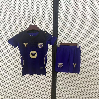 Barcelona Kids Away Kit 2026/27 – Kobe Edition (Jersey + Shorts)