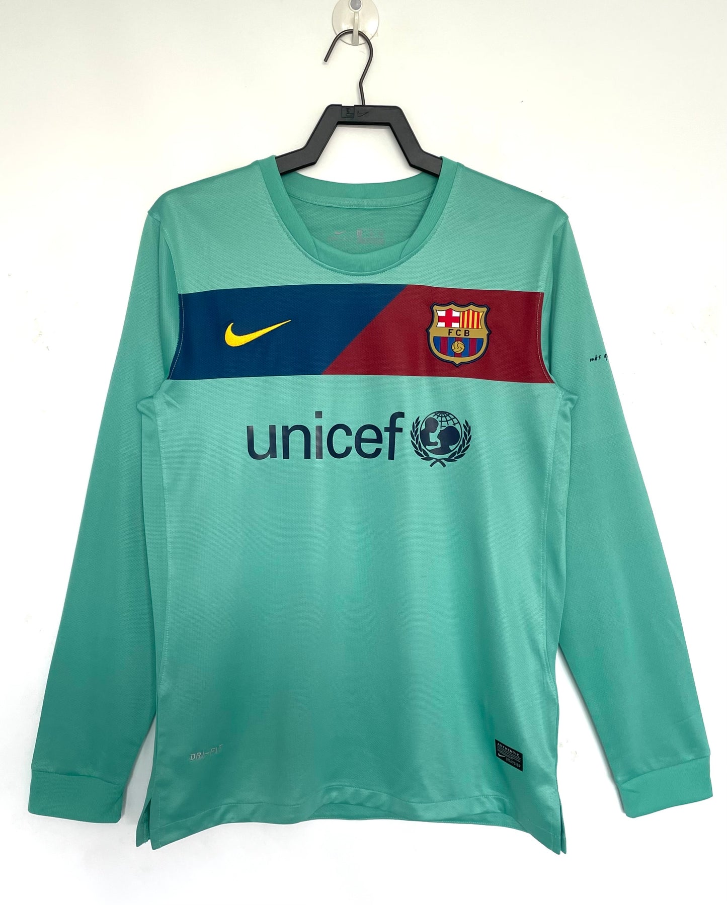 Barcelona Away Jersey 10/11