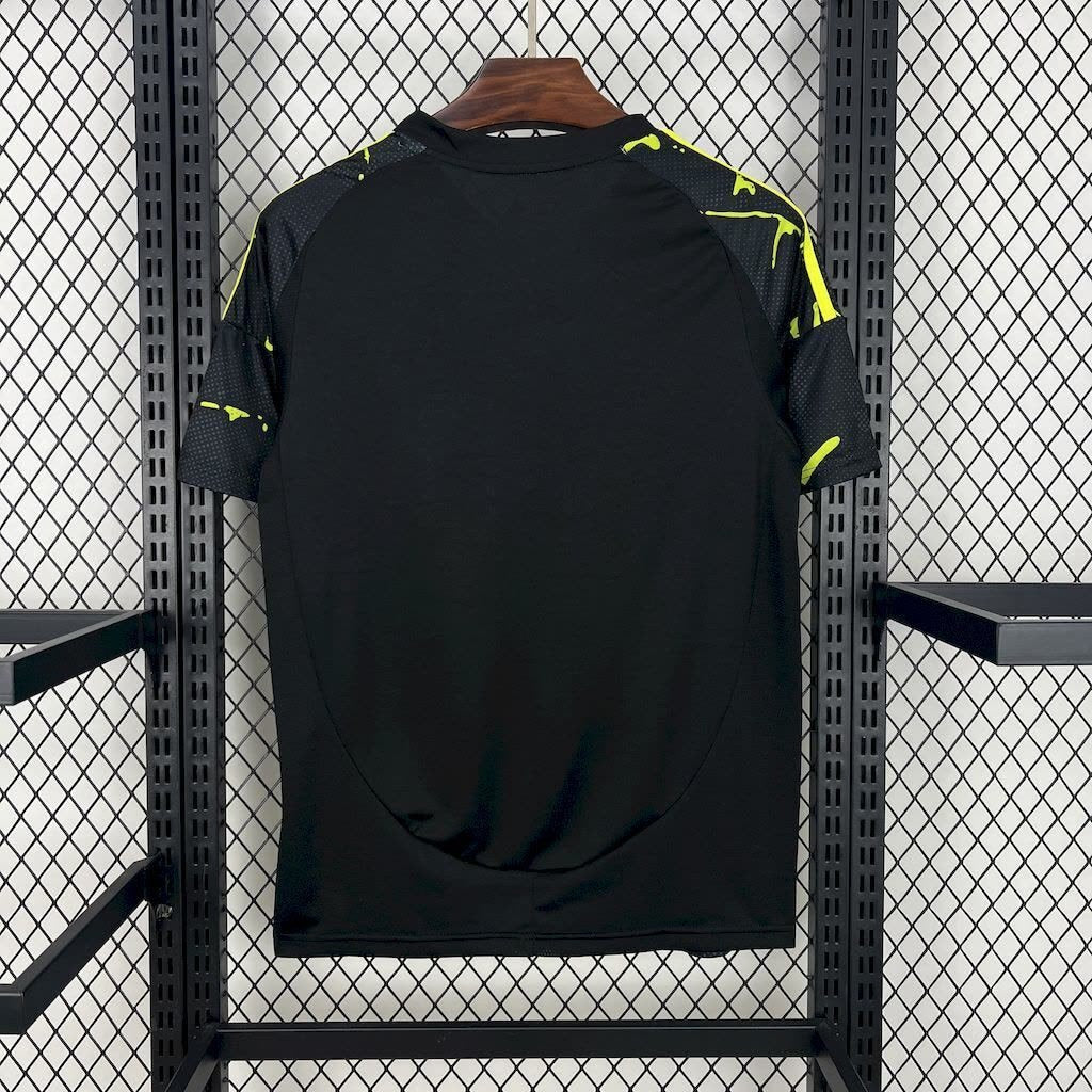 Columbus Crew Away Jersey 2025/26 black back with patterned shoulders and yellow accents