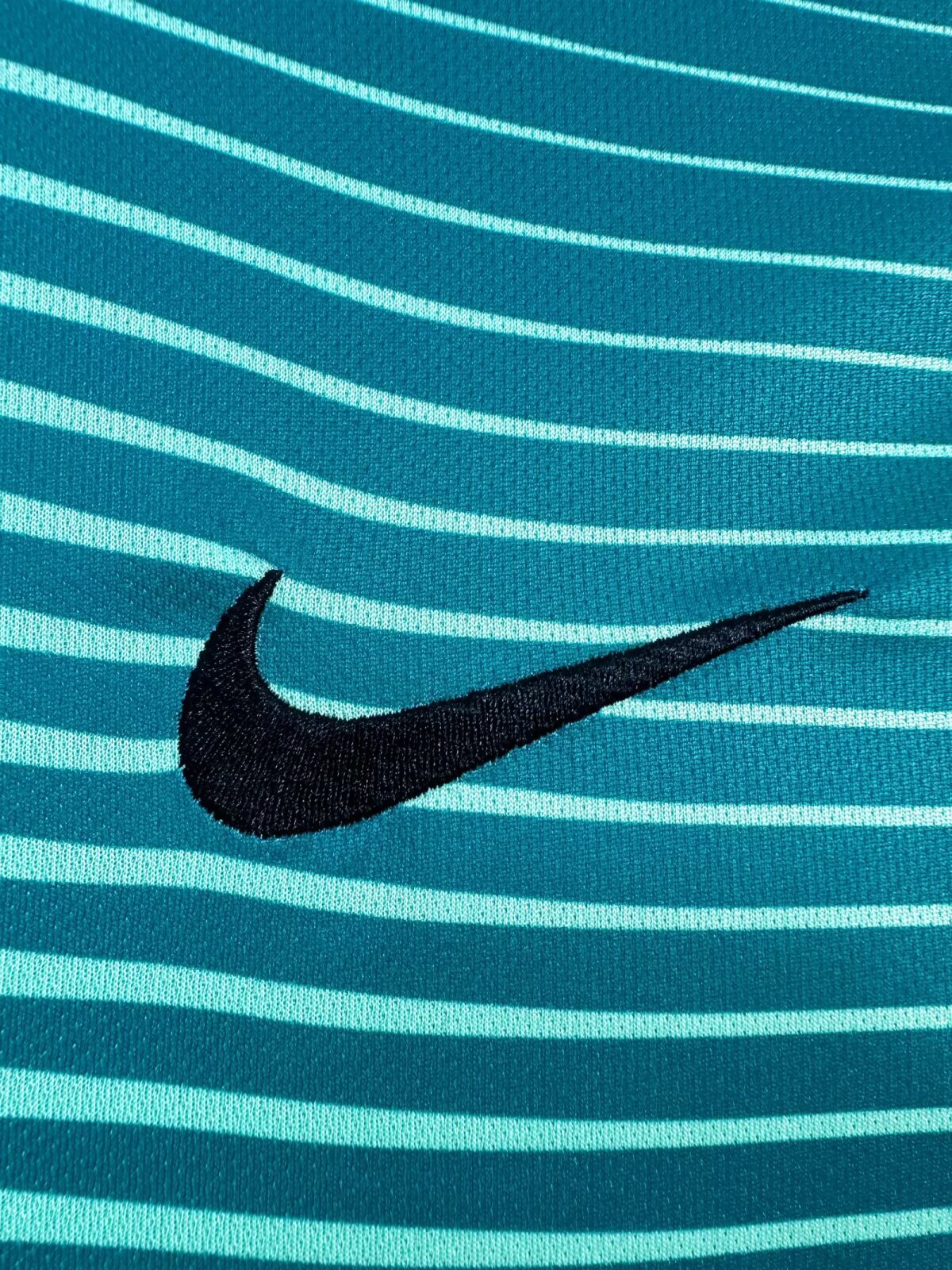 Barcelona Third Jersey 16/17