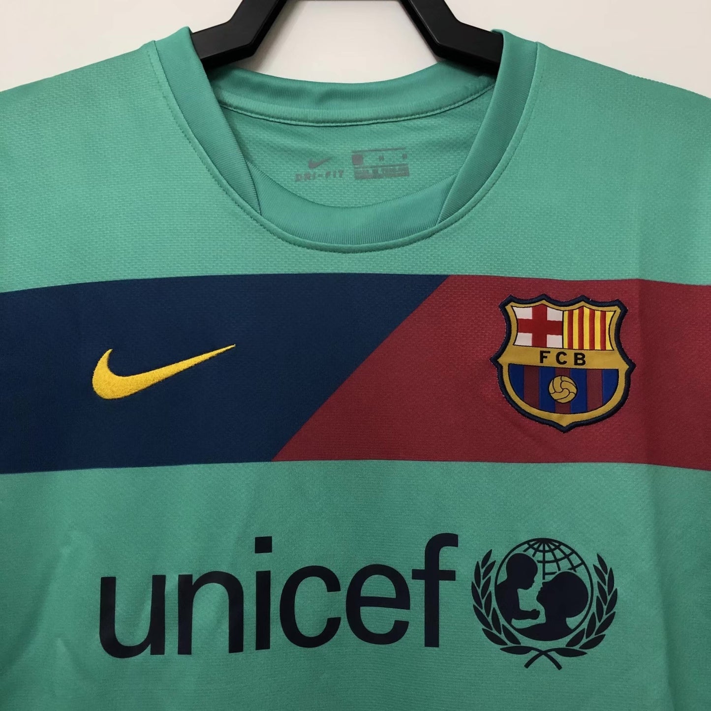 Barcelona Away Jersey 2010/11