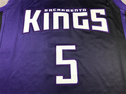 Fox name and white number 5 with purple edging on Sacramento Kings jersey back detail